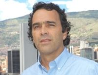 SERGIO FAJARDO VALDERRAMA, EX – ALCALDE DE MEDELLÍN, VISITA A BUENAVENTURA
