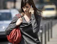 Nos pasamos 23 días al año pegados al teléfono