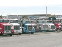 No hubo acuerdo para finalizar paro camionero
