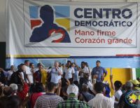 Zuluaga promete convertir a Buenaventura en una sede alterna de su Gobierno: Álvaro Uribe