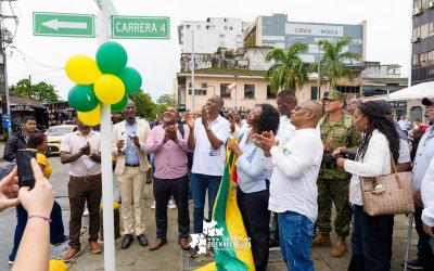Buenaventura inicia la instalación de placas de nomenclatura urbana en la isla, con entrega gratuita para las familias