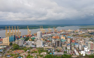 La Gobernadora del Valle pide abrir un debate sobre la competitividad de Buenaventura que incluya a sus habitantes y al puerto