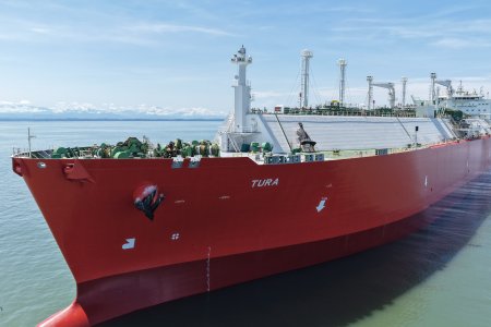 Llegó a Buenaventura la motonave FSU Tura, pieza clave del proyecto de Regasificadora del Pacífico que avanza en Buga