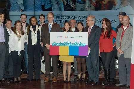 Gobierno de Estados Unidos y empresarios se unen para promover la diversidad étnica en Colombia