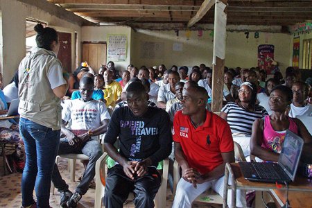 Un total de 553 familias del Consejo Comunitario Yurumanguí de Buenaventura avanzan en la restitución de su territorio