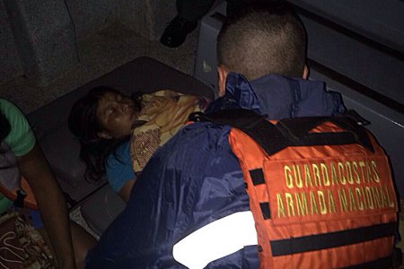 Armada Nacional rescata mujer indígena embarazada con problemas médicos
