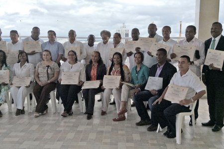 Un grupo de profesionales bonaverenses se graduaron en "Altos Estudios en Gerencia Política, Gestión Pública y Gobernabilidad"