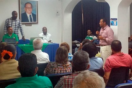 Empresarios bonaverenses expresaron sus inquietudes sobre obras del bulevar
