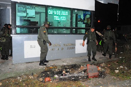 Administración Distrital se solidariza con familiares de joven herido en disturbios de la noche del martes en el barrio Juan 23