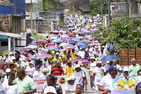 Organizaciones sindicales y sociales marcharon en el Día Internacional del Trabajo