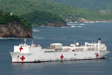 Todo listo para la llegada del barco hospital USNS Comfort a Buenaventura