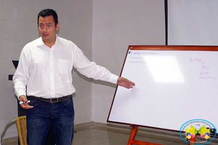 Lo que realmente tenemos que tener en el corazón, es el salto en la educación de la gente de Buenaventura: Mauricio Ospina
