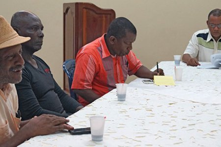 Unipacífico firmó dos nuevos convenios que benefician a comunidades de Buenaventura