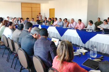 Por trabajos de la doble calzada entre Loboguerrero y Mediacanoa se creó un comité de seguimiento y se ajustaron los horarios del cierre de la vía