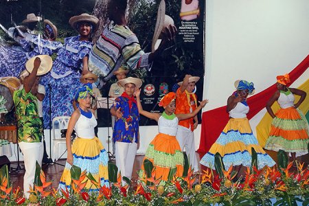 Se realizó con éxito el Festival Regional de Danzas Folclóricas Universitarias en Buenaventura