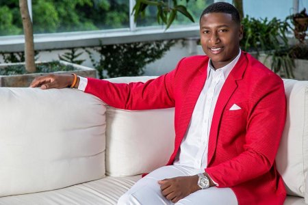 Luego de dos meses de gira por los Estados Unidos, el cantante Juano regresa al País con un resultado positivo sobre el tour que realizó por Los Ángeles, Miami y New York