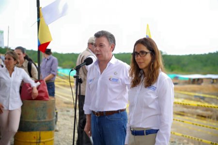 Gobierno Nacional entregará 1.500 'Aulas para la Paz' antes de finalizar el 2015