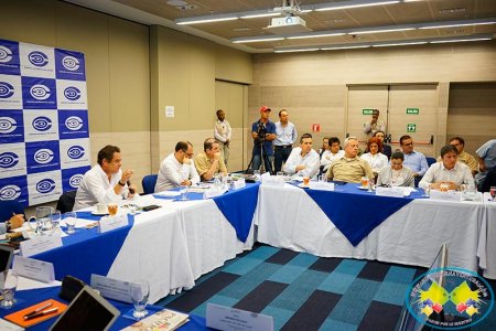 Cierre exitoso de la Comisión Colombiana del Océano en el 2015