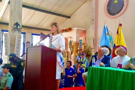 Posesión de la Gobernadora del Valle del Cauca, Dilian Francisca Toro fue un acto sobrio y emotivo