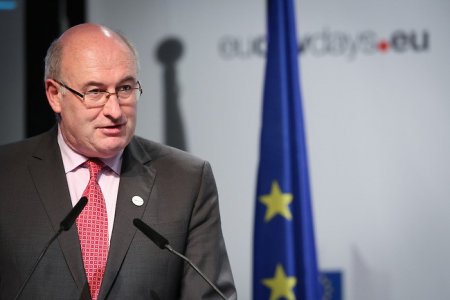 Comisario de Agricultura de la UE participará en evento comercial sobre desarrollo agrícola sostenible con el Pacífico colombiano