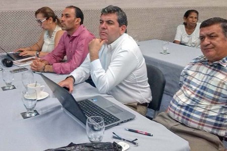 Gobernación del Valle y el Centro Nacional de la Productividad socializaron proyecto de pesca en Buenaventura