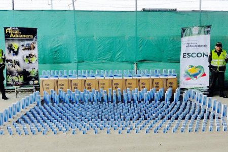 La Policía Fiscal y Aduanera de Buenaventura aprehende mercancías sin documentación legal en visitas a locales comerciales