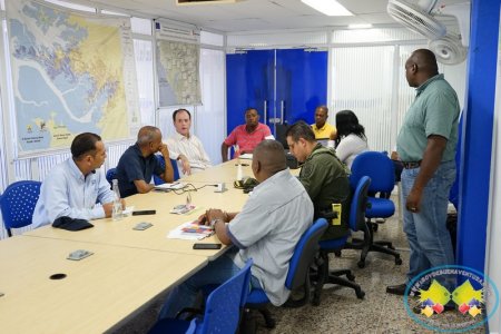 Con recorrido a pie y sobrevuelo se busca verificar la causa de las altas turbiedades en río Escalerete