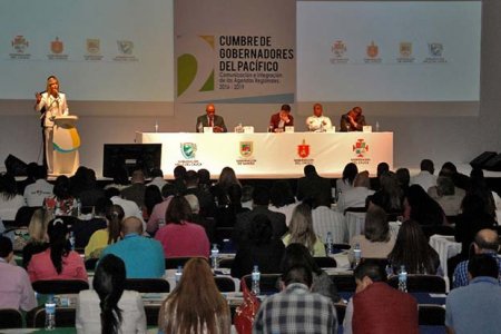 En II Cumbre de Gobernadores del Pacifico, gremios y bancada de congresistas urgieron al Gobierno nacional por más recursos para la región