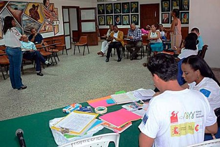 Funcionarios de la Administración Distrital de Buenaventura recibieron capacitación sobre Ley de Víctimas