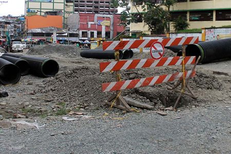 Hidropacífico entregó tuberías de alcantarillado para obras de la Calle 5ta