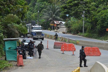 Alcalde y autoridades militares y de policía, llegan a acuerdos con indígenas que bloqueaban la vía Alejandro Cabal Pombo en jornada del paro agrario
