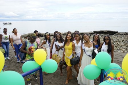 Candidatas a Se&ntilde;orita Buenaventura tuvieron un día de playa en Piangua Grande