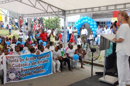 Gobernadora Dilian protocolizó entrega de aportes complementarios de gas a más de cinco mil hogares de Buenaventura