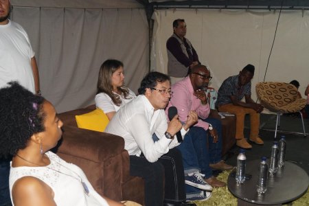 Más de 500 personas participaron del conversatorio “Plebiscito, una Decisión de Paz” con Gustavo Petro en Unipacífco