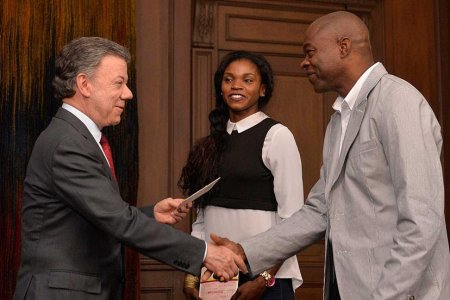 La búsqueda por la excelencia y el optimismo de Caterine es la mejor ense&ntilde;anza para los colombianos: Presidente Santos
