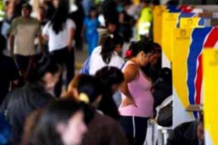 El CNE restringe de nuevo la libertad de expresión