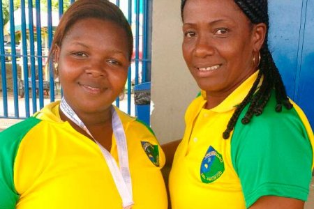 La Unipacífico obtuvo medallas de plata y bronce en Karate-Do y atletismo en los Juegos Nacionales Universitarios