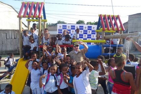 Armada Nacional construyó seis parques infantiles para comunidades vulnerables del pacífico colombiano