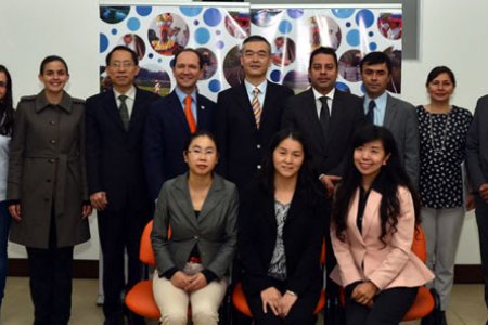 Colombia sella alianza de cooperación con el gobierno de China para superar la pobreza