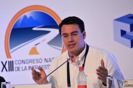 Infraestructura de transporte continúa moviendo la economía del país