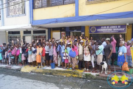 Club de Leones Buenaventura Monarca entregó 120 desayunos a habitantes de la calle