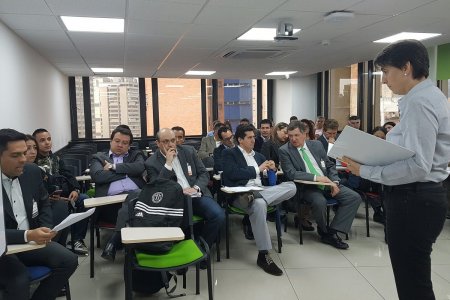 12 proveedores prestarán a las entidades estatales el servicio de intermediarios de seguros
