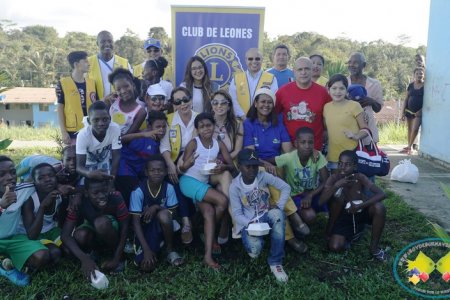 El Club de Leones realizó siembra de árboles y entrega de bancas en la Ciudadela San Antonio