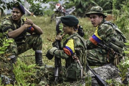 Frente 30 de las Farc hace tránsito por Buenaventura hacía la Zona Veredal Transitoria en Buenos Aires, Cauca