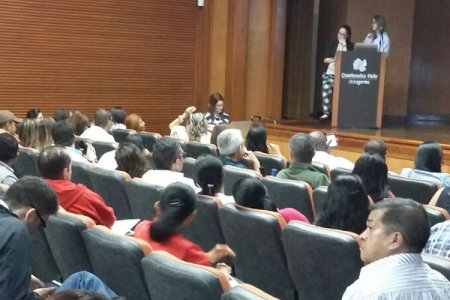Gobierno apoya a municipios del Valle para que logren certificación por agua potable