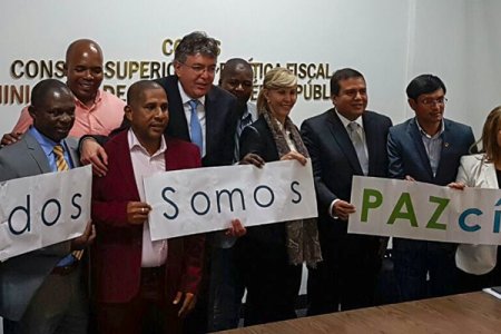 Gobierno Colombiano firma créditos por USD 358 millones de dólares con la banca Multilateral para inversiones del  Plan Todos Somos Pazcífico
