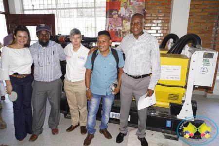 Comunidades negras e indígenas recibieron tres generadores eléctricos