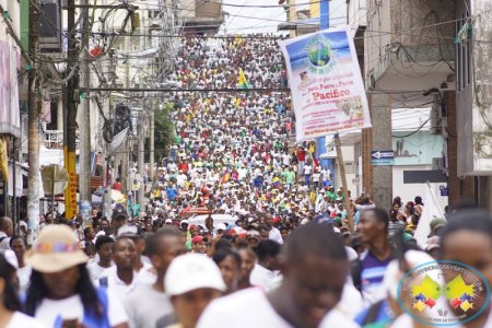 Una nueva marcha marcó el inicio del séptimo día del paro cívico en Buenaventura