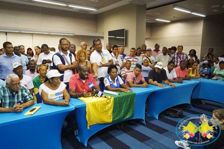 Se inicia el día 14 del paro cívico en Buenaventura con la retoma de los puntos de concentración