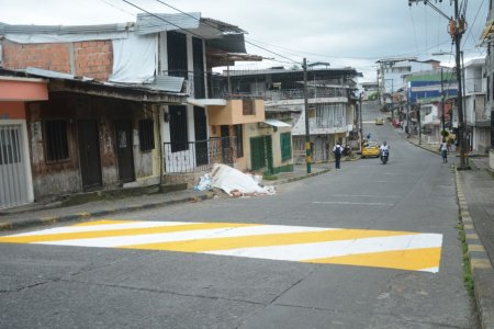 Secretaría de Tránsito avanza con el plan de se&ntilde;alización y construcción de reductores de velocidad